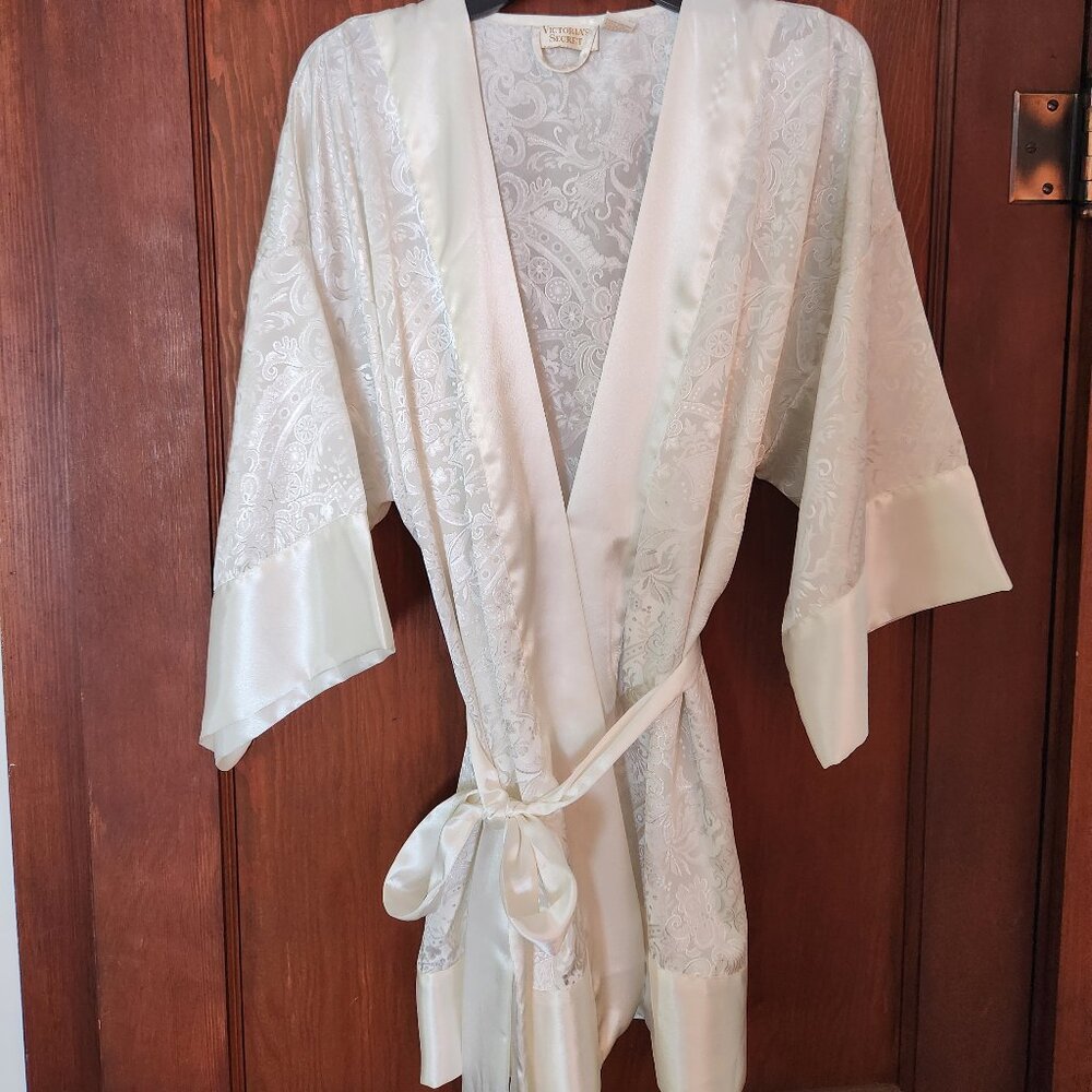 Golden Tag Victoria's Secrets One Size Fit's All Robe